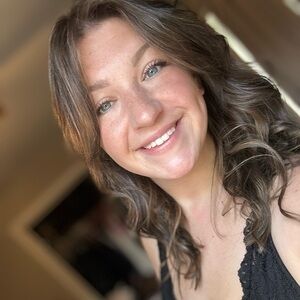 Meet your Posher, Kara